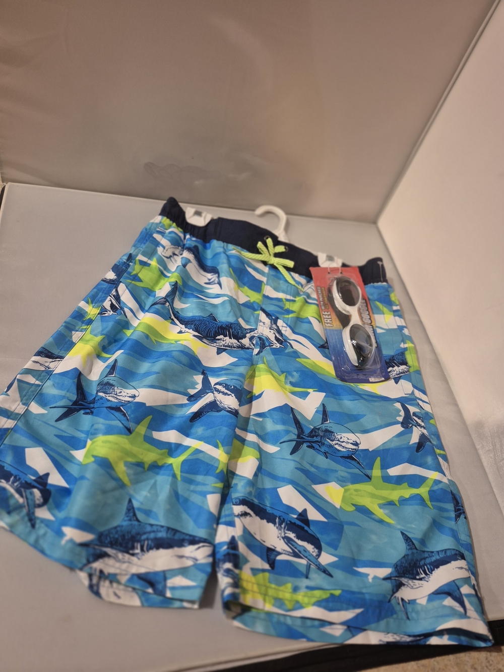 Boys Blue Shark Print Swim Trunks New With Goggles Size 18/20
